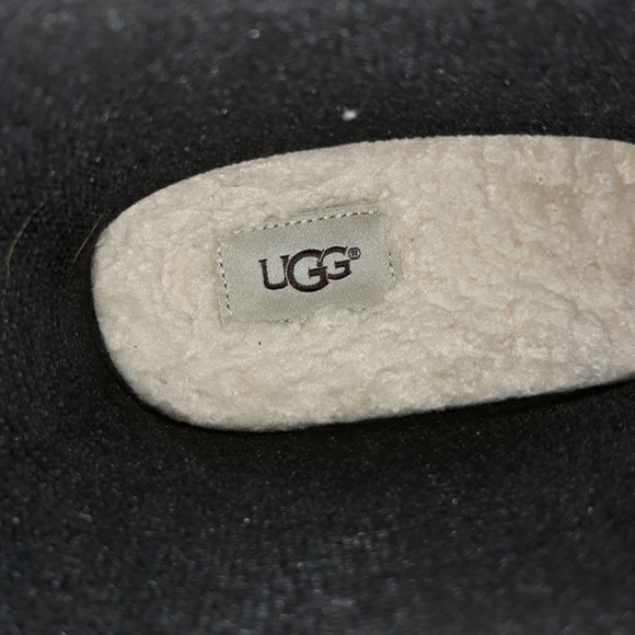Ugg Rain Boots - Picture 3 of 4